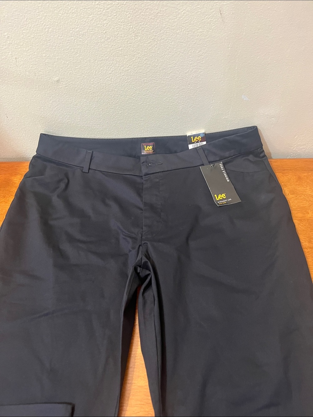 Lee Black Tailored Straight Dress Pants Size 18 SHORT Wrinkle Free - Picture 2 of 7